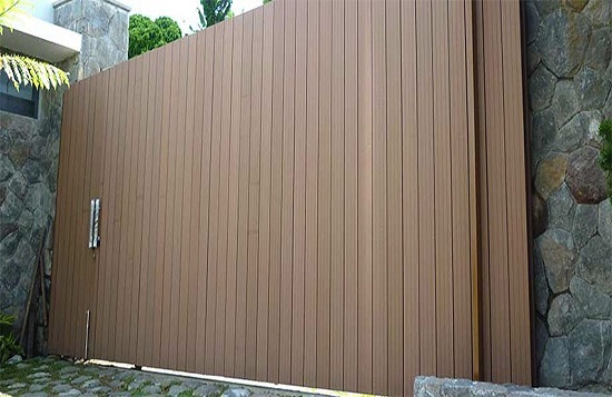 cổng gỗ nhựa tecwood