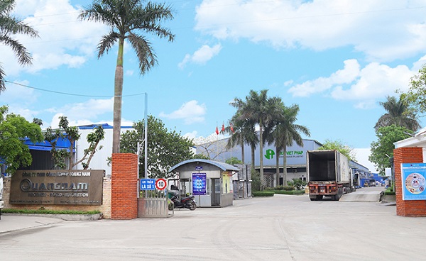 Nhà máy gỗ nhựa Việt Phát