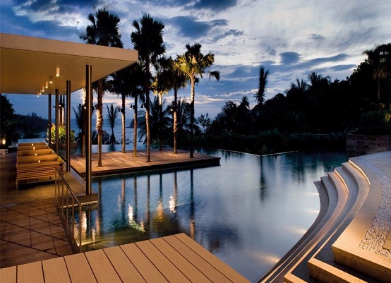 sàn gỗ ngoài trời resort