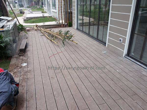 sàn sân vườn Tecwood