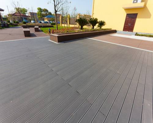 sàn gỗ, bồn hoa gỗ, ghế gỗ ngoài trời